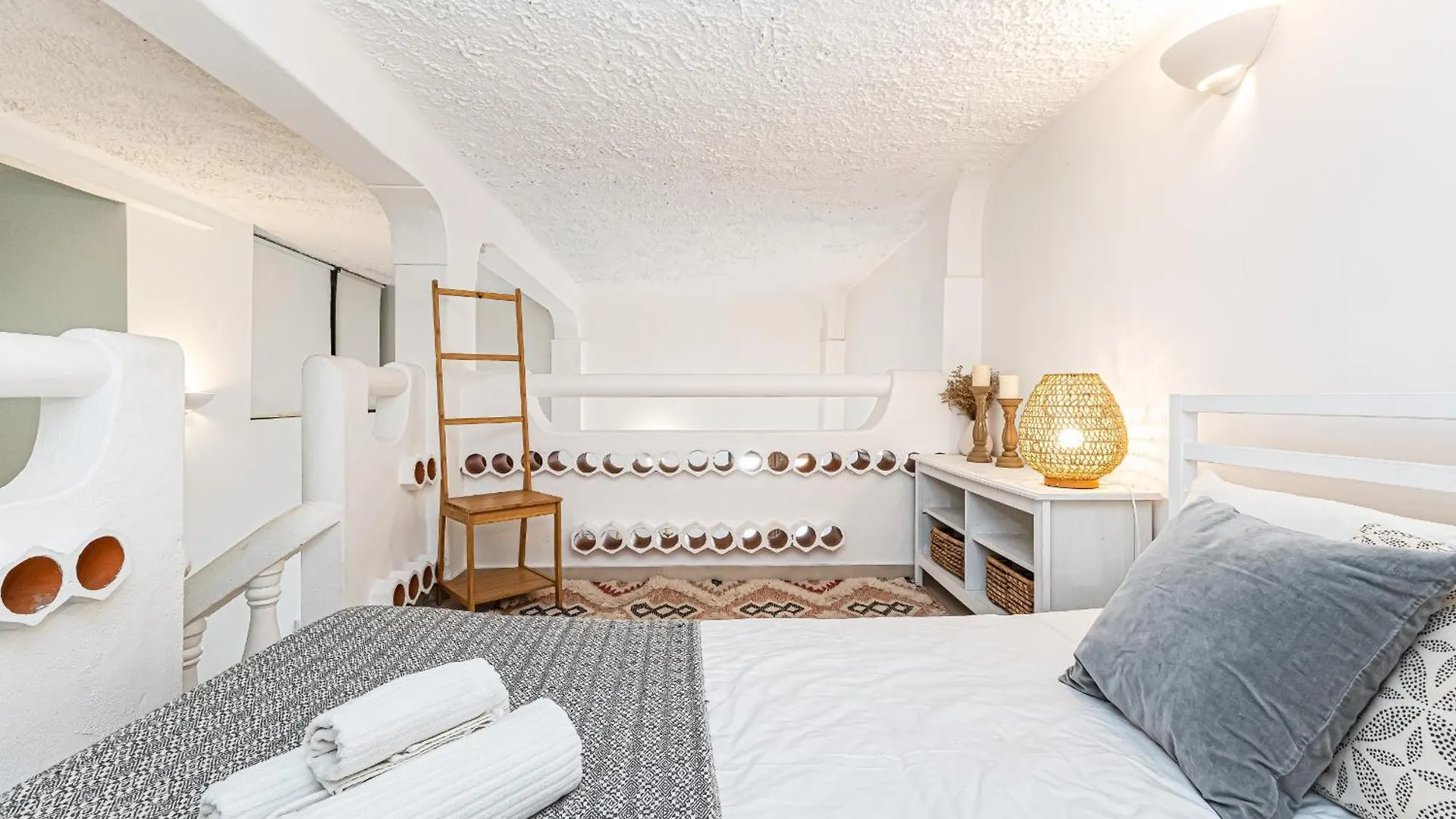 Semesterbostad Casa Saudade Ferragudo - By Algarve Golden Properties Portugal